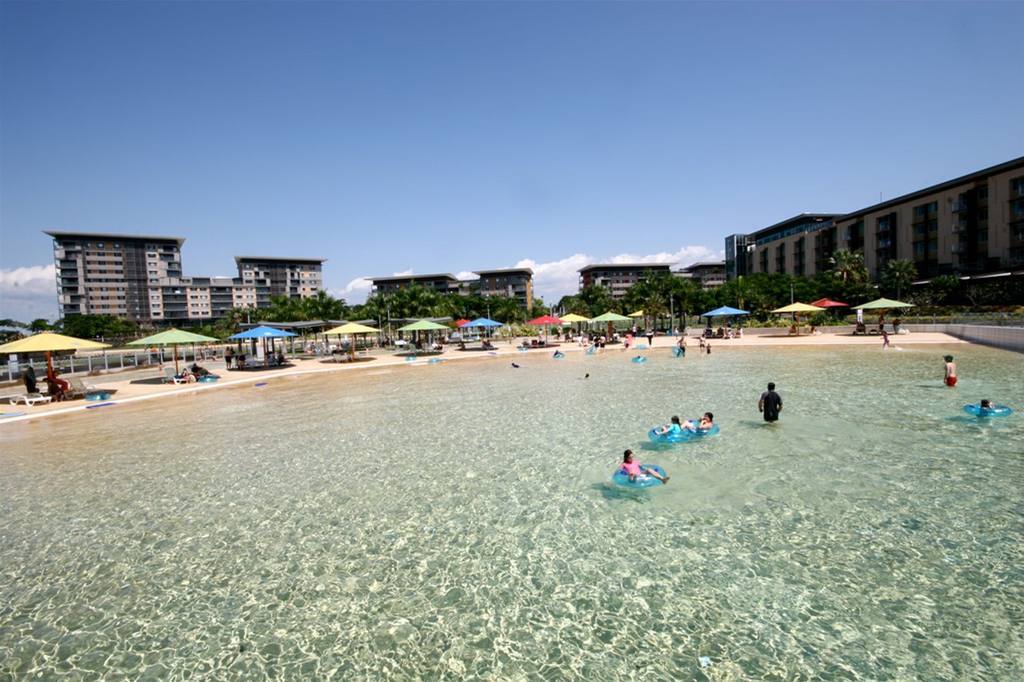 Quality Hotel Darwin Airport Съоръжения снимка The Lagoon