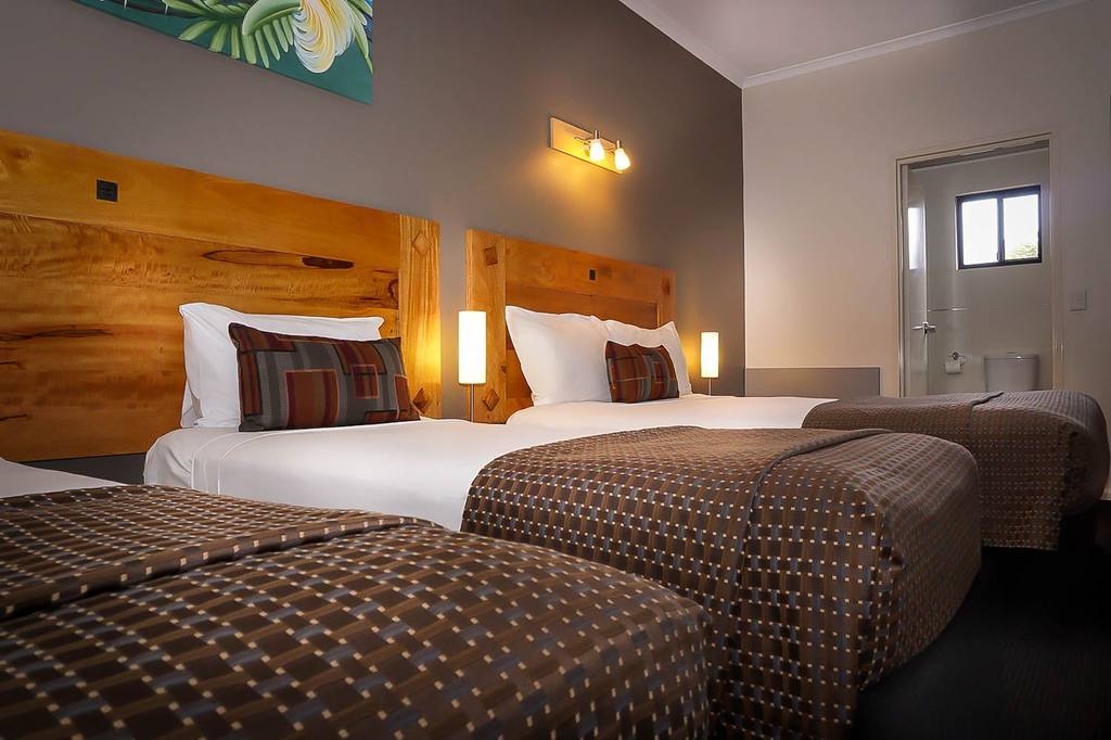 Quality Hotel Darwin Airport Стая снимка A typical room at the hotel