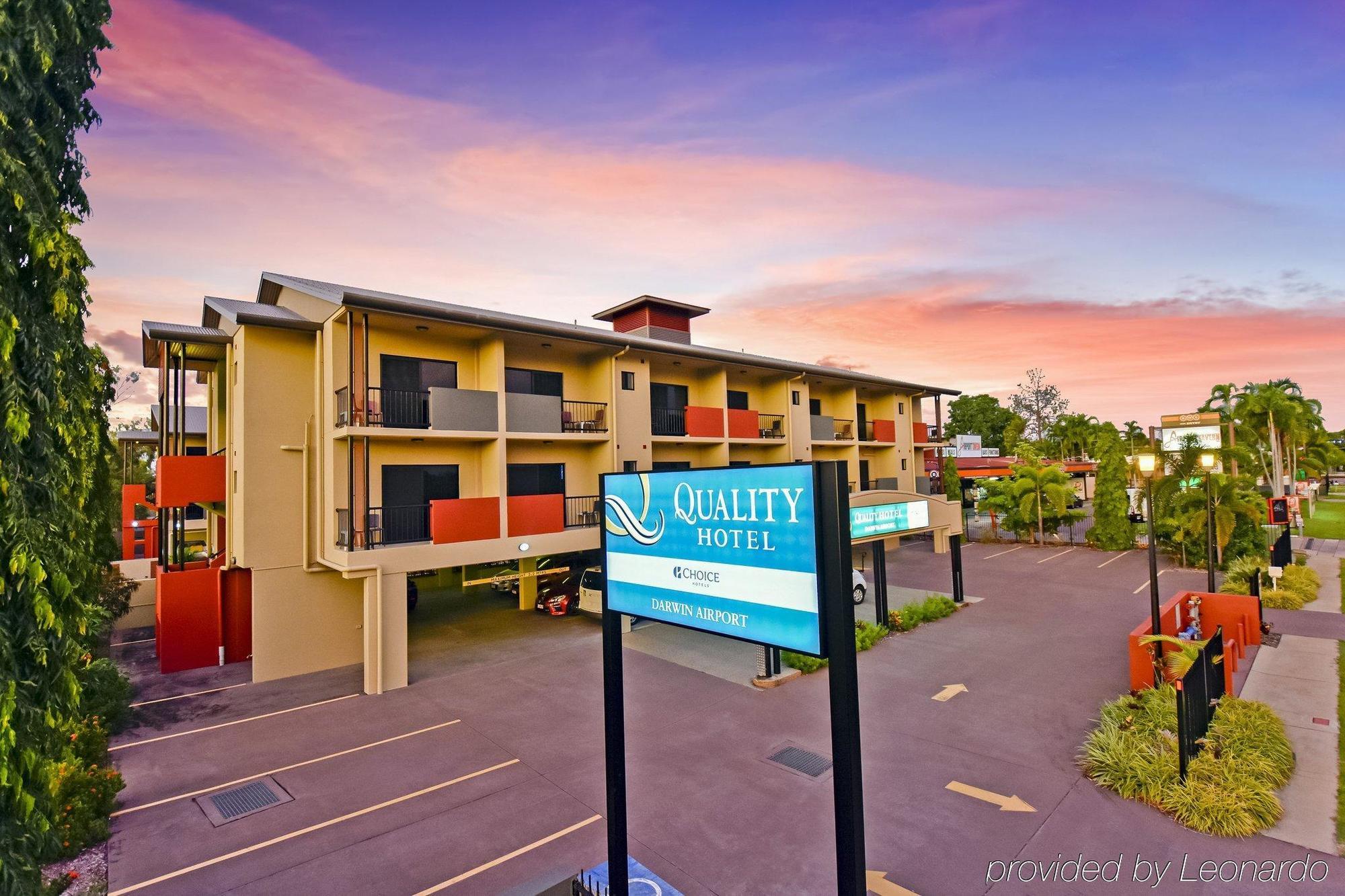 Quality Hotel Darwin Airport Екстериор снимка Quality Hotel West