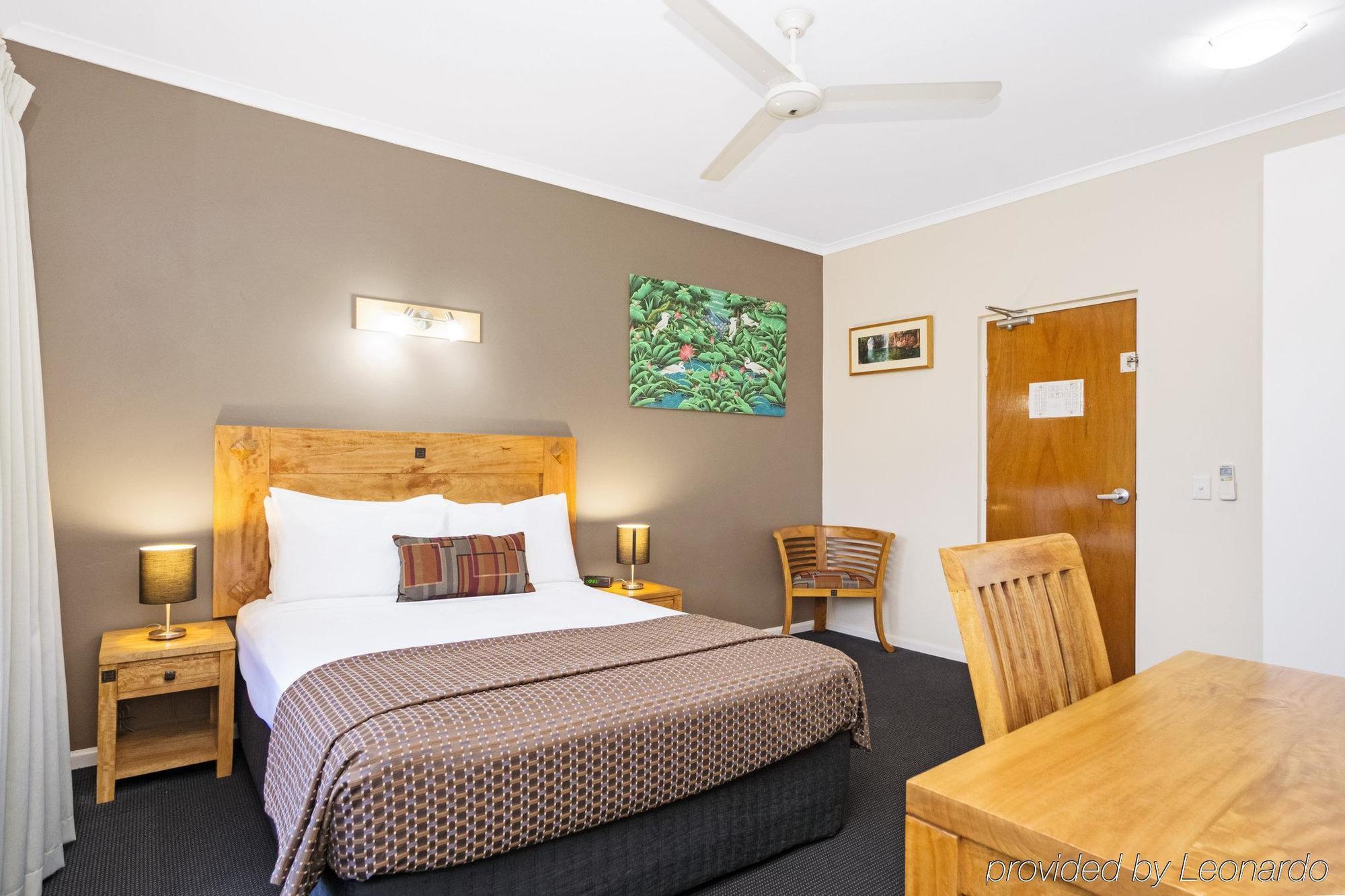 Quality Hotel Darwin Airport Стая снимка A room at the hotel