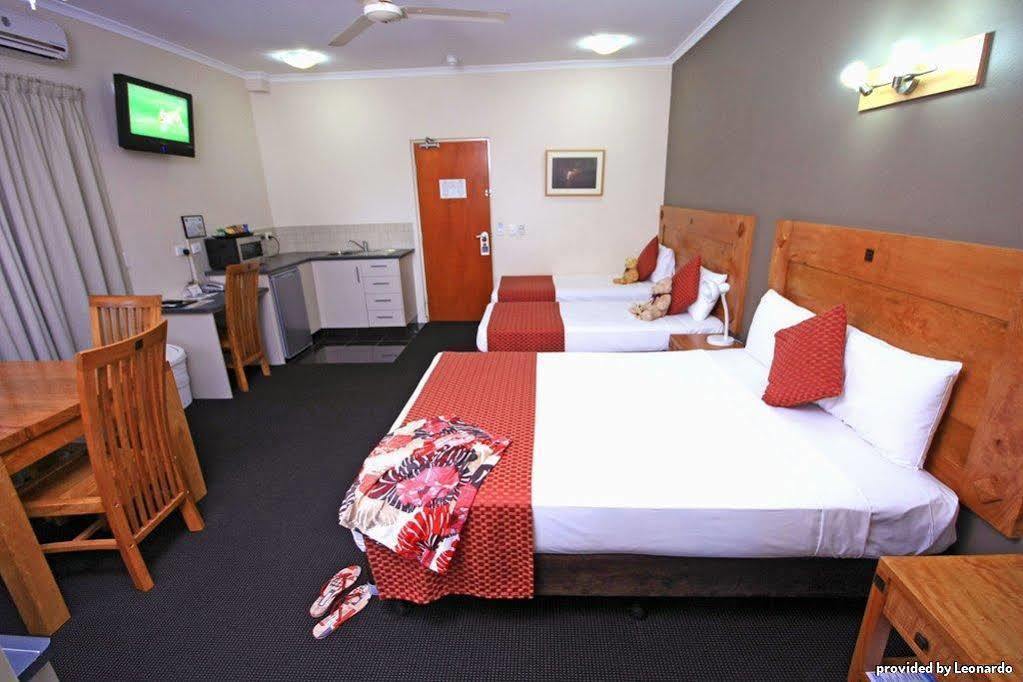 Quality Hotel Darwin Airport Екстериор снимка Studio